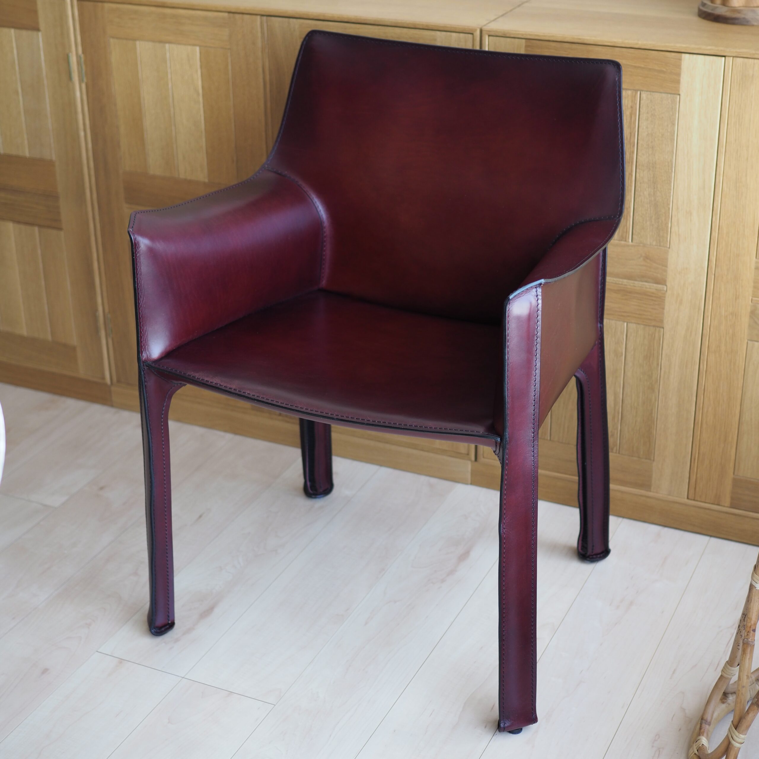 カッシーナで購入した椅子【413 CAB/キャブ アームチェア】 | PLANNING